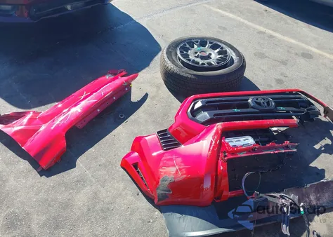 2025 Toyota Tacoma Sr5 из США, поврежденный, VIN 3TYKB5FN3ST027801